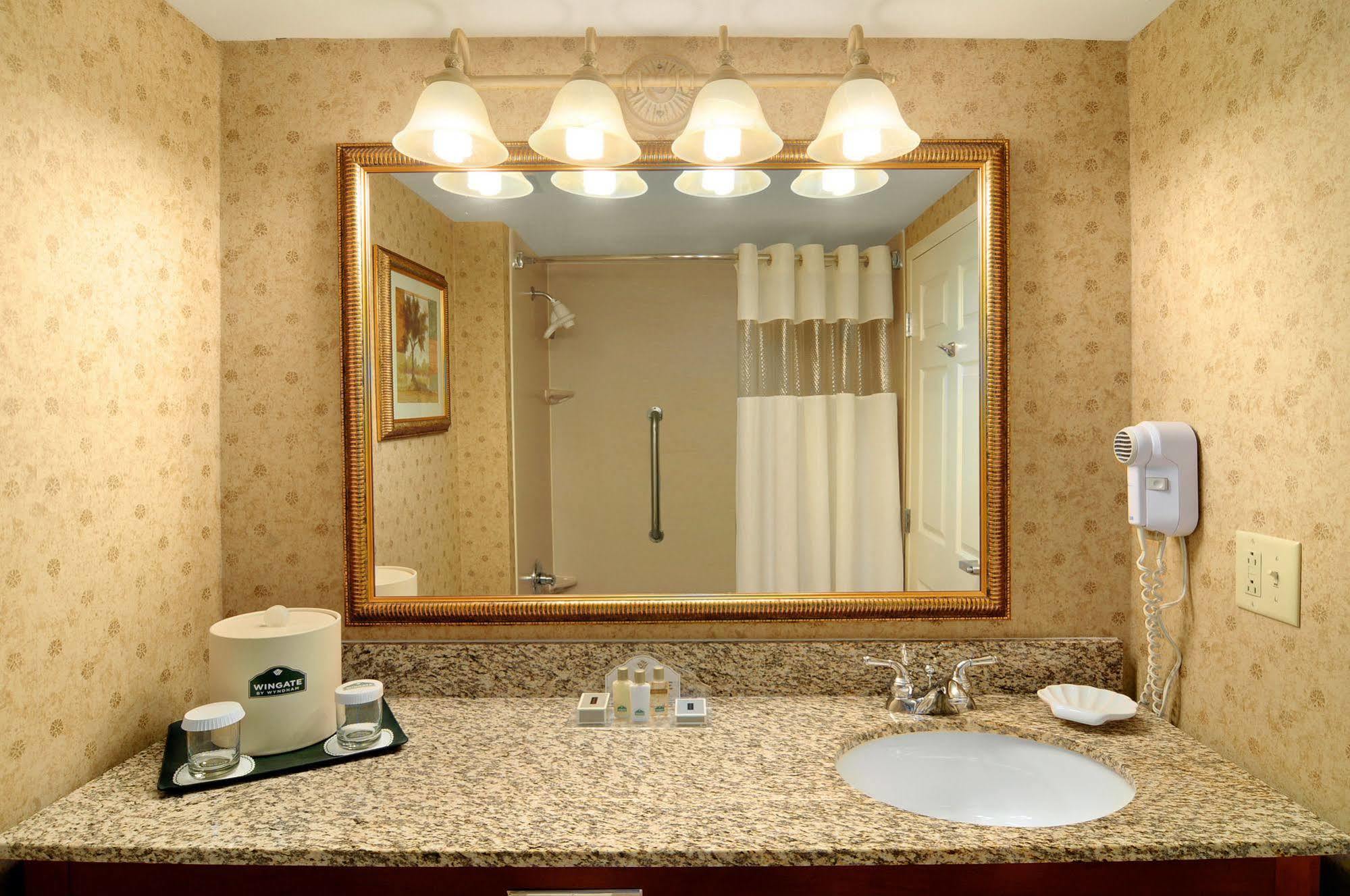 Holiday Inn Cleveland By Ihg Eksteriør bilde