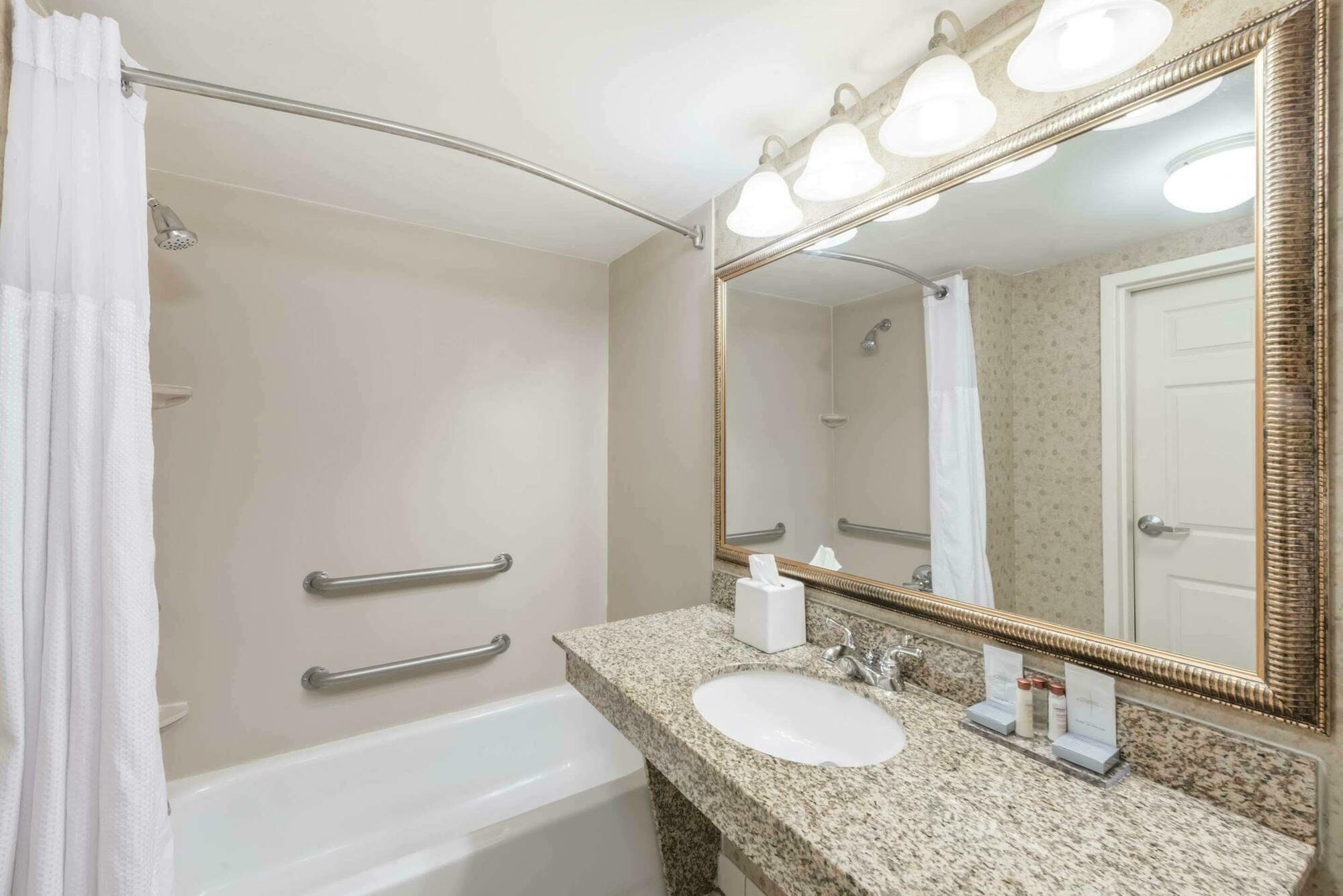 Holiday Inn Cleveland By Ihg Eksteriør bilde